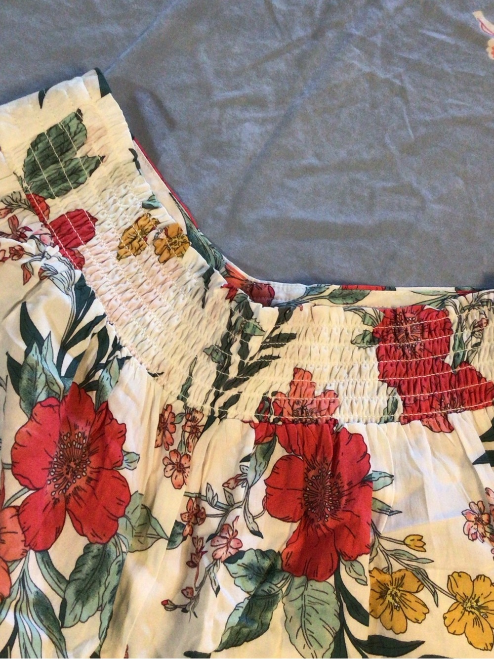 Women’s White Floral Wide-Leg Pants with Elastic Waist - Picture 2 of 8